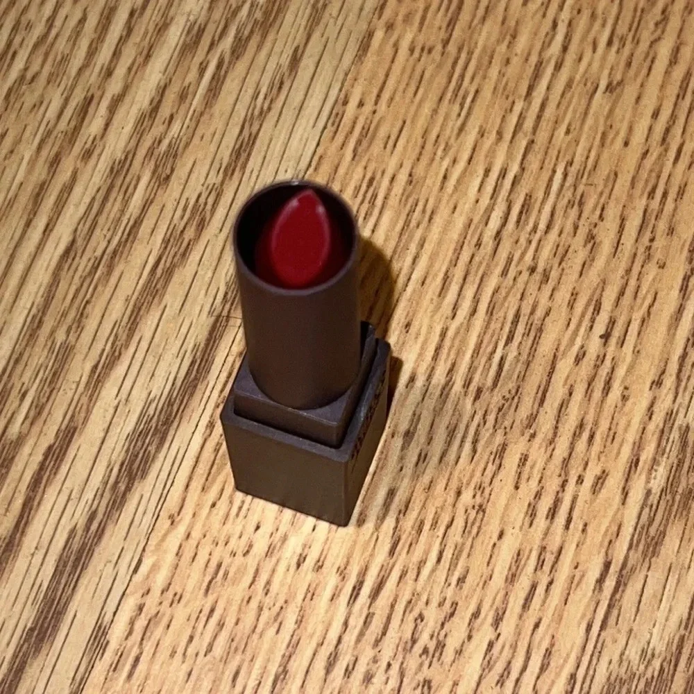 Burt's Bees Ruby Ripple lipstick